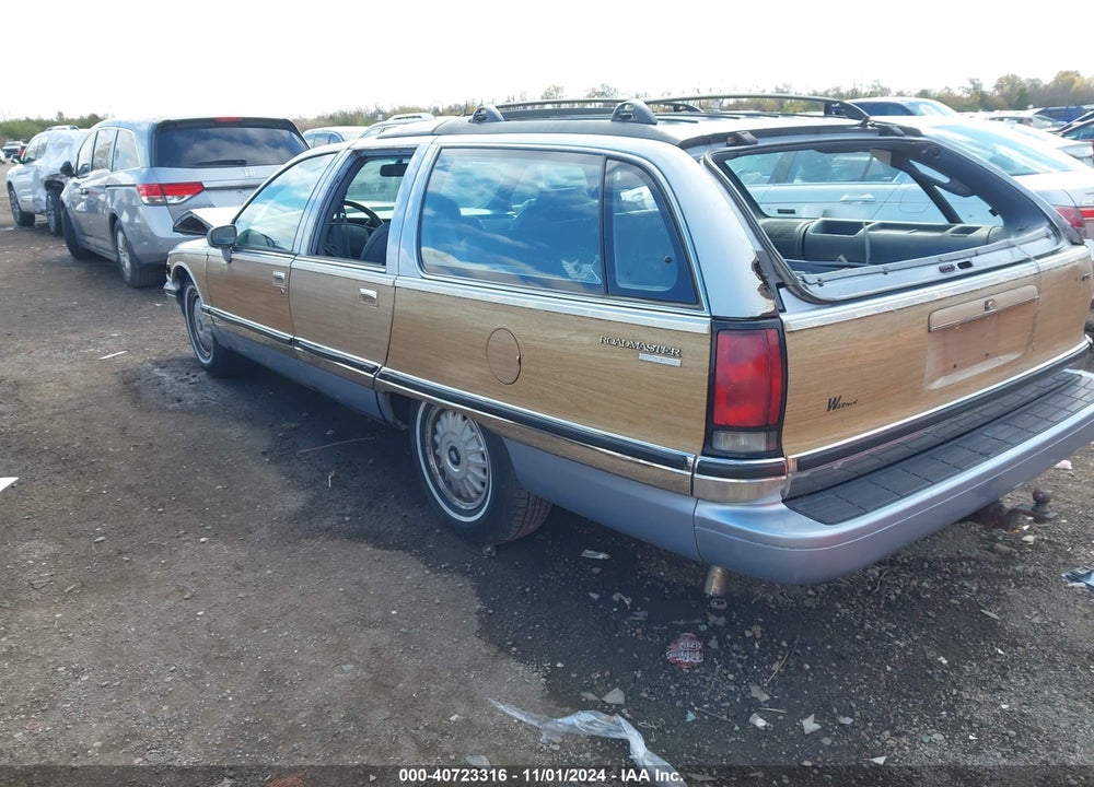 1994 BUICK ROADMASTER ESTATE VIN: 1G4BR82P2RR418555
