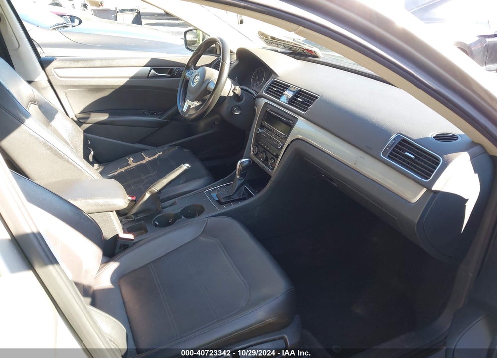 2014 VOLKSWAGEN PASSAT 1.8T WOLFSBURG EDITION VIN: 1VWAT7A31EC085091
