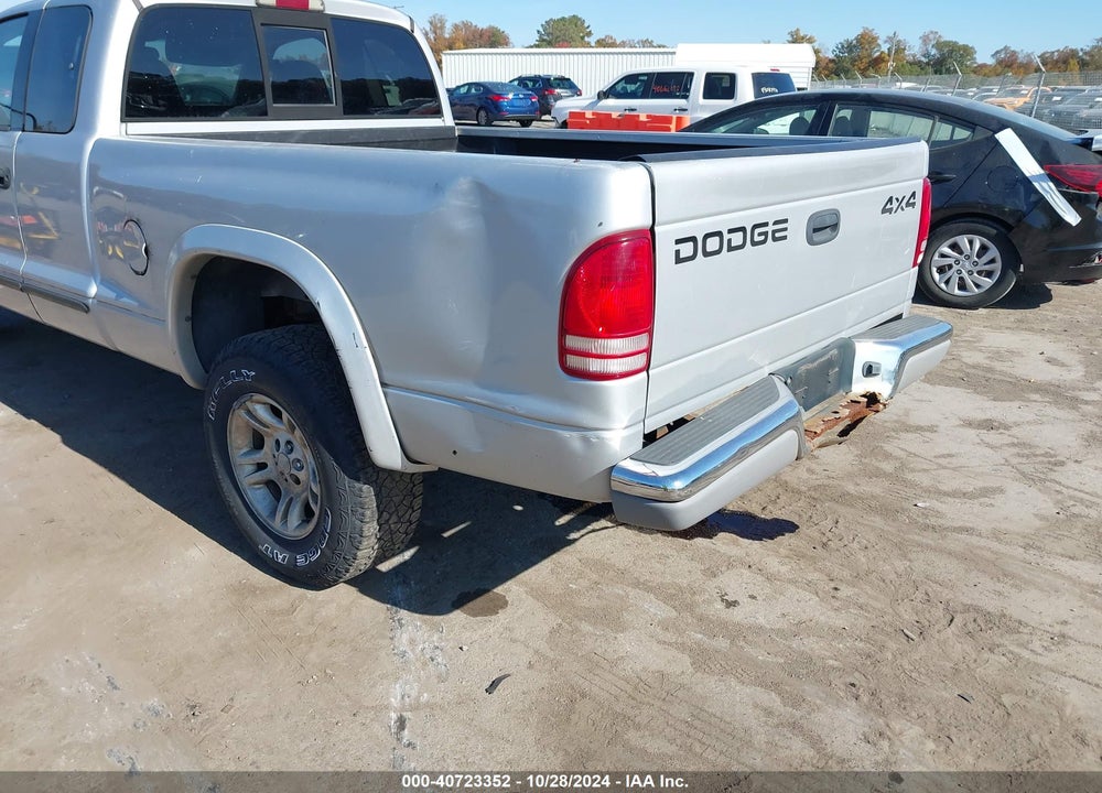 2002 DODGE DAKOTA SLT VIN: 1B7GG42N02S681794
