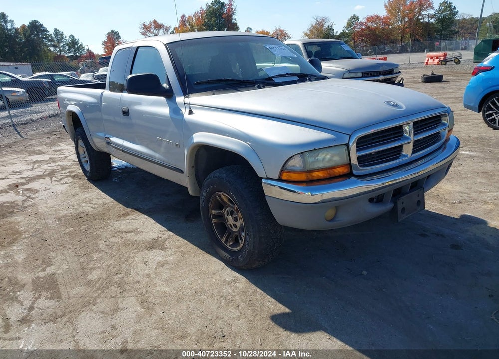 2002 DODGE DAKOTA SLT VIN: 1B7GG42N02S681794