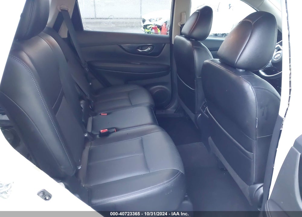 2017 NISSAN ROGUE SL VIN: 5N1AT2MV1HC869824