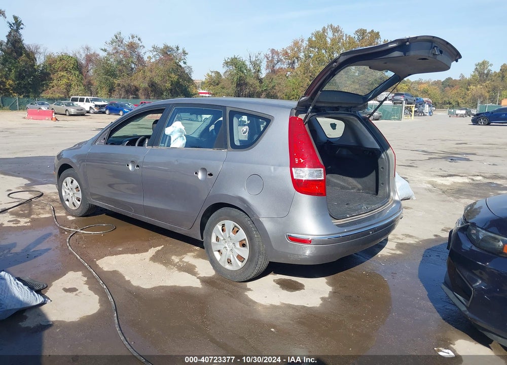 2011 HYUNDAI ELANTRA TOURING GLS VIN: KMHDB8AE7BU104285