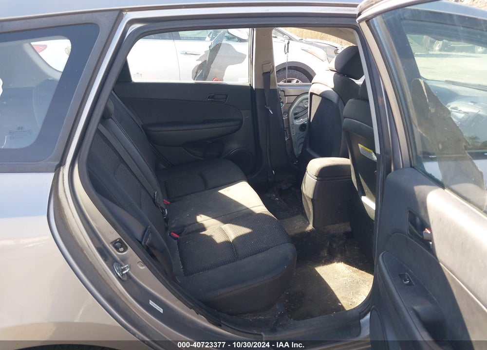 2011 HYUNDAI ELANTRA TOURING GLS VIN: KMHDB8AE7BU104285