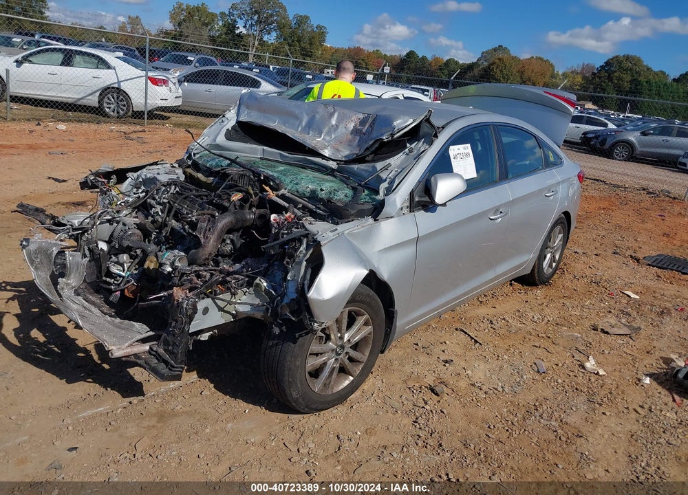2017 HYUNDAI SONATA SE VIN: 5NPE24AF9HH553111