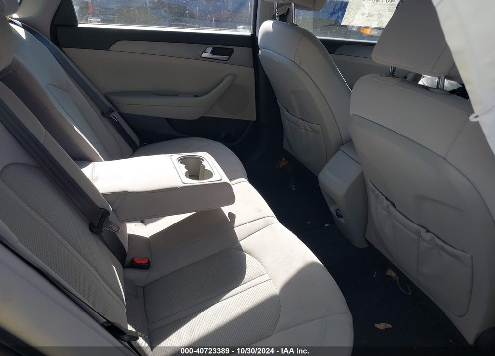 2017 HYUNDAI SONATA SE VIN: 5NPE24AF9HH553111