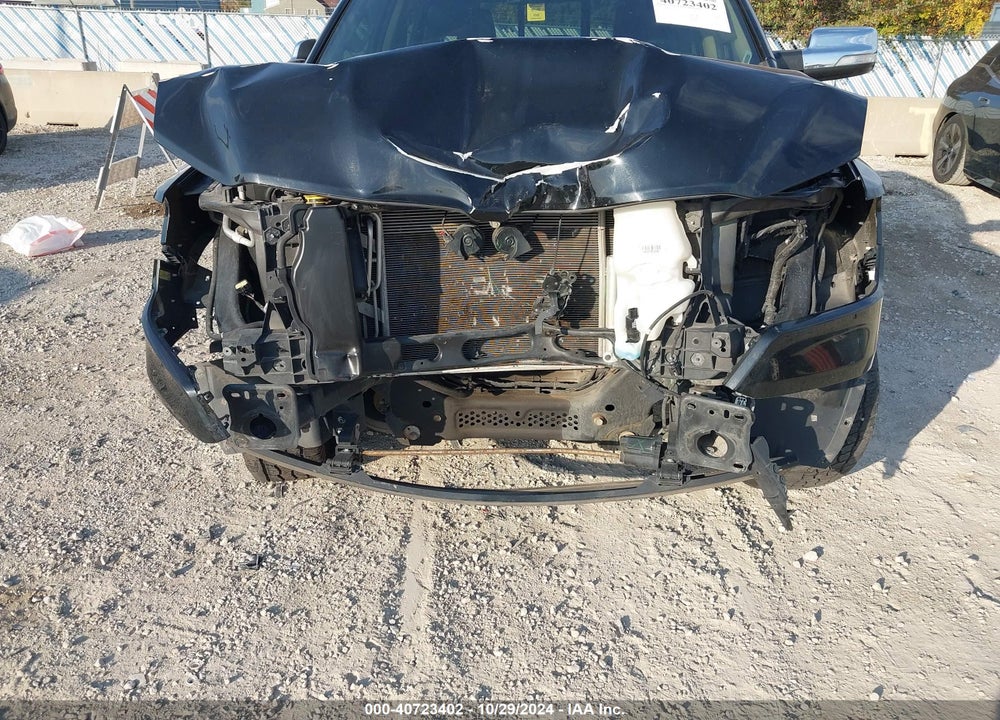 2019 RAM 1500 VIN: 1C6SRFJT1KN765015