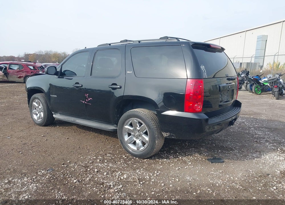 2011 GMC YUKON SLT VIN: 1GKS2CE04BR256044