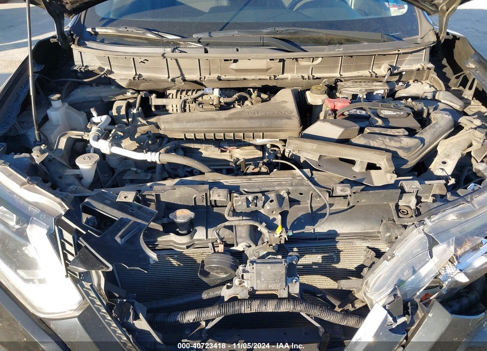 2018 NISSAN ROGUE SV VIN: JN8AT2MV0JW305045