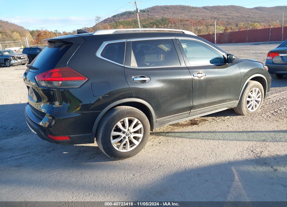 2018 NISSAN ROGUE SV VIN: JN8AT2MV0JW305045