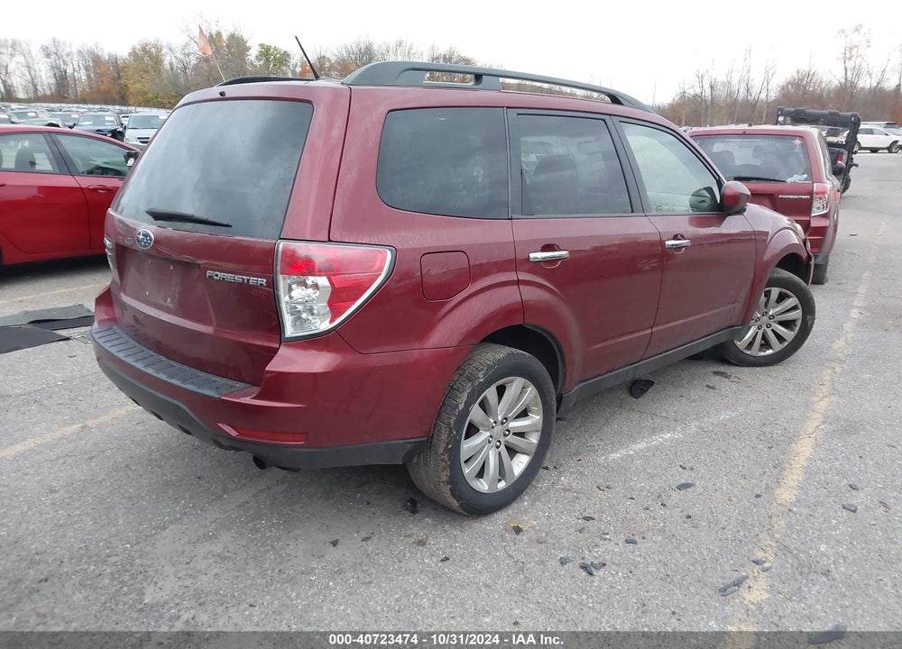 2011 SUBARU FORESTER 2.5X PREMIUM VIN: JF2SHBDCXBH753865