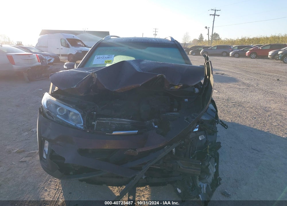 2015 KIA SORENTO LX VIN: 5XYKTDA67FG614427