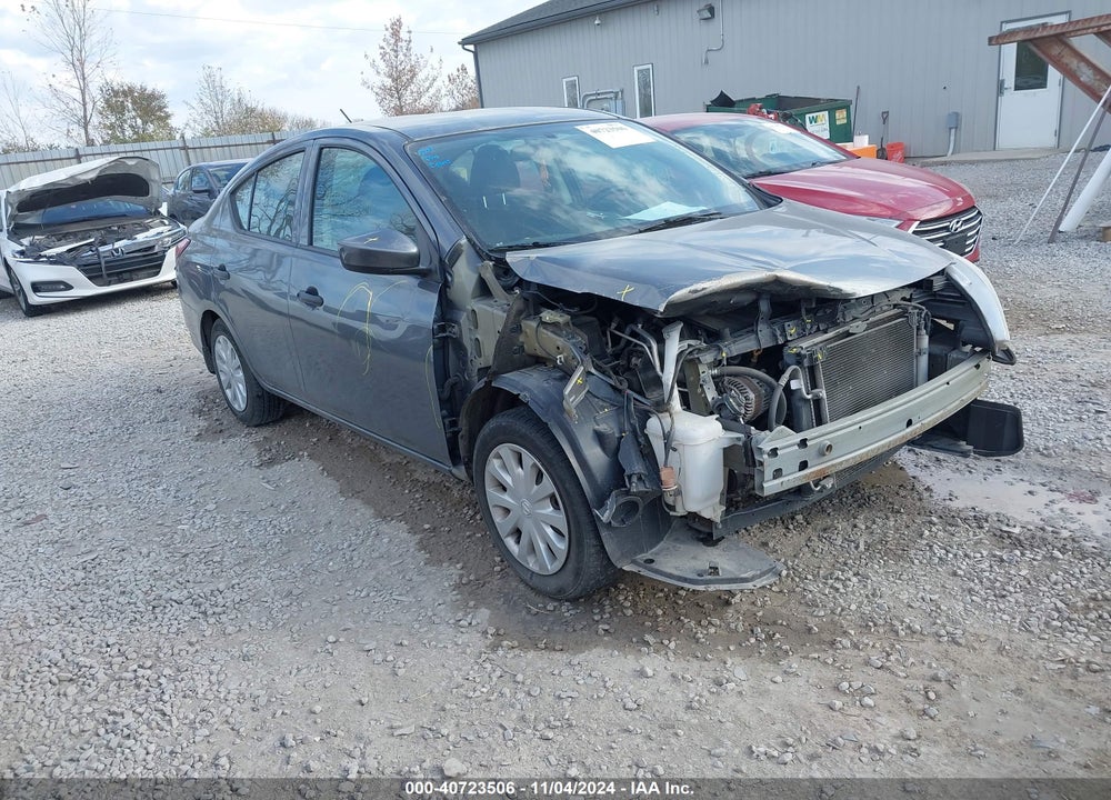 2019 NISSAN VERSA 1.6 S+ VIN: 3N1CN7AP2KL829308