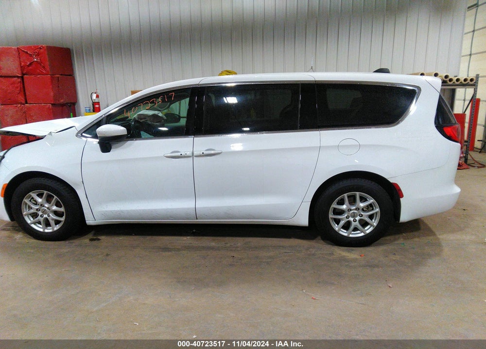 2022 CHRYSLER VOYAGER LX VIN: 2C4RC1CG5NR103411