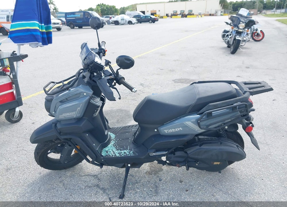 2024 YIBEN 12 SERIES VIN: LYDYCTKH1R1500211