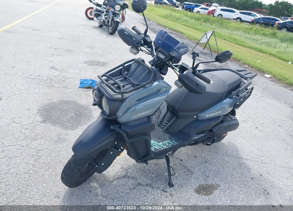 2024 YIBEN 12 SERIES VIN: LYDYCTKH1R1500211