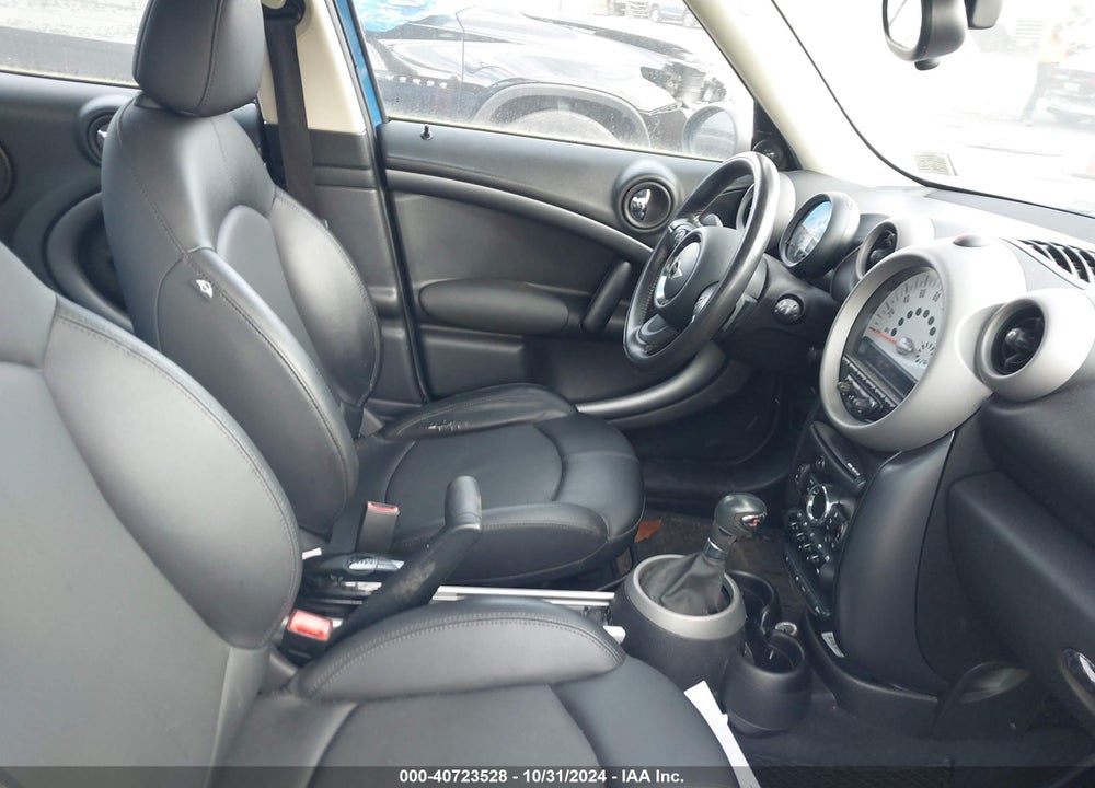 2011 MINI COOPER S COUNTRYMAN VIN: WMWZC5C52BWL53730