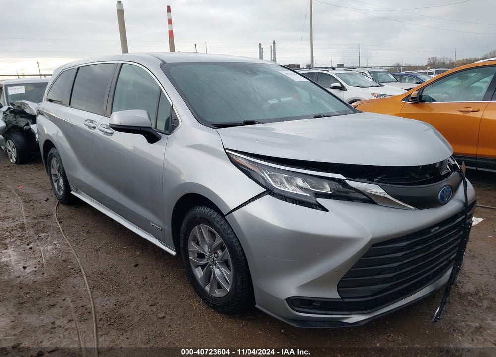 2021 TOYOTA SIENNA LE VIN: 5TDKSKFC7MS021673