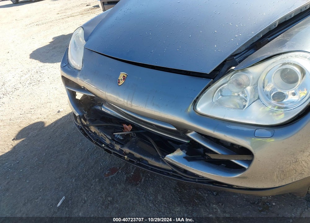 2004 PORSCHE CAYENNE S VIN: WP1AB29PX4LA63846