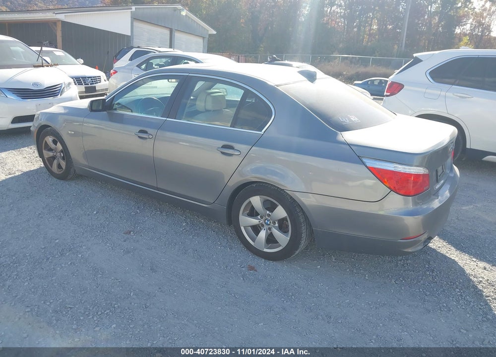 2008 BMW 528I VIN: WBANU53578C111506