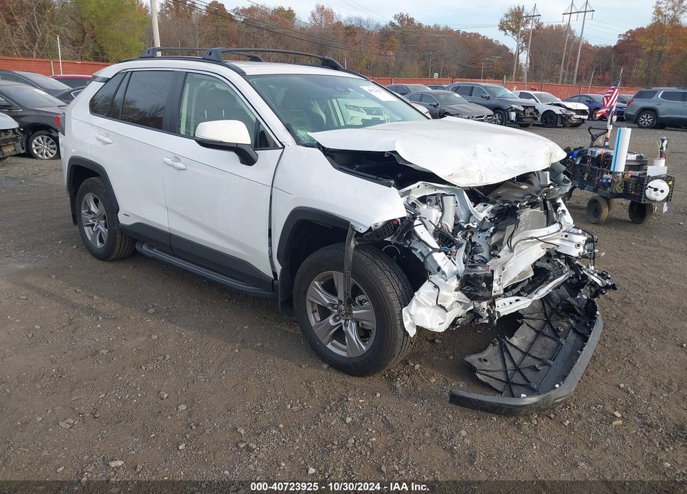2024 TOYOTA RAV4 HYBRID XLE VIN: JTMRWRFV6RD229091