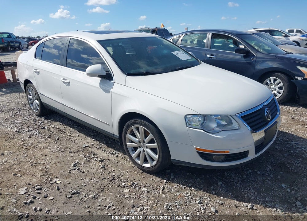 2010 VOLKSWAGEN PASSAT KOMFORT VIN: WVWJK7AN4AE166561