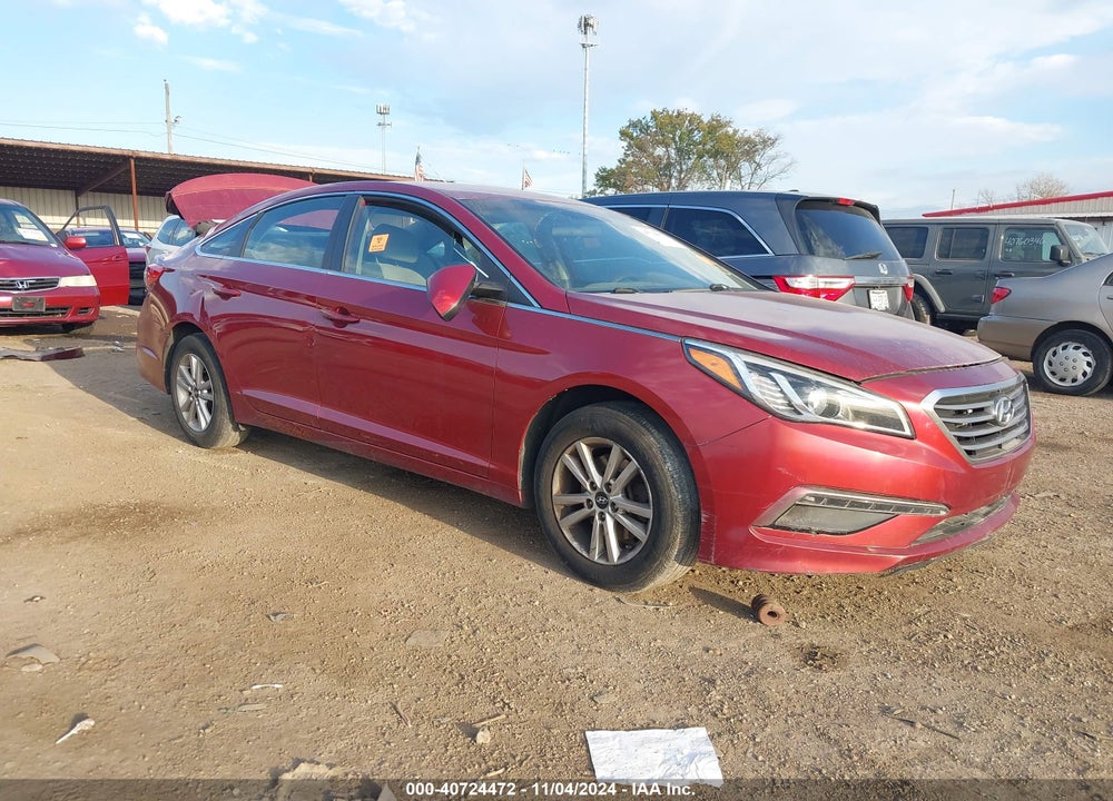 2015 HYUNDAI SONATA SE VIN: 5NPE24AF6FH147915