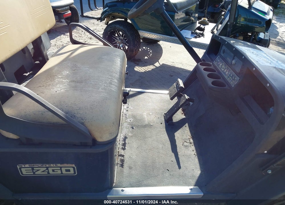 2017 CLUB CAR GOLF CART VIN: JE1715715574