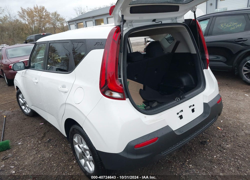 2021 KIA SOUL VIN: KNDJ23AU7M7124412