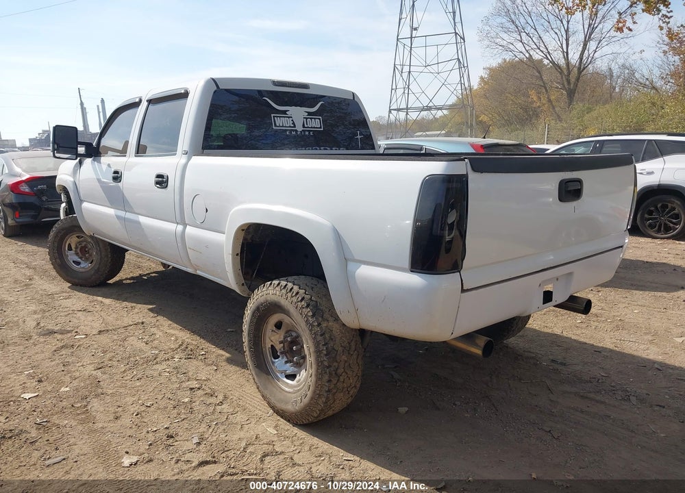 2006 GMC SIERRA 1500HD SLT VIN: 1GTGC13U76F258077