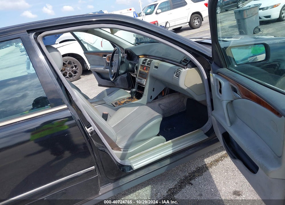 1999 MERCEDES-BENZ E 300 DIESEL VIN: WDBJF25H7XA713588