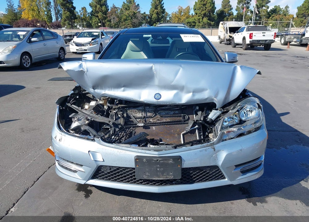 2014 MERCEDES-BENZ C 250 VIN: WDDGJ4HB4EG325490