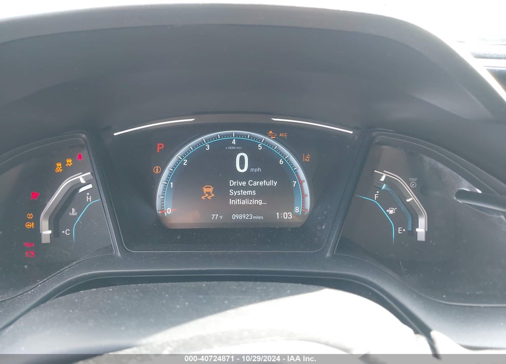 2019 HONDA CIVIC LX VIN: 19XFC2F62KE015571