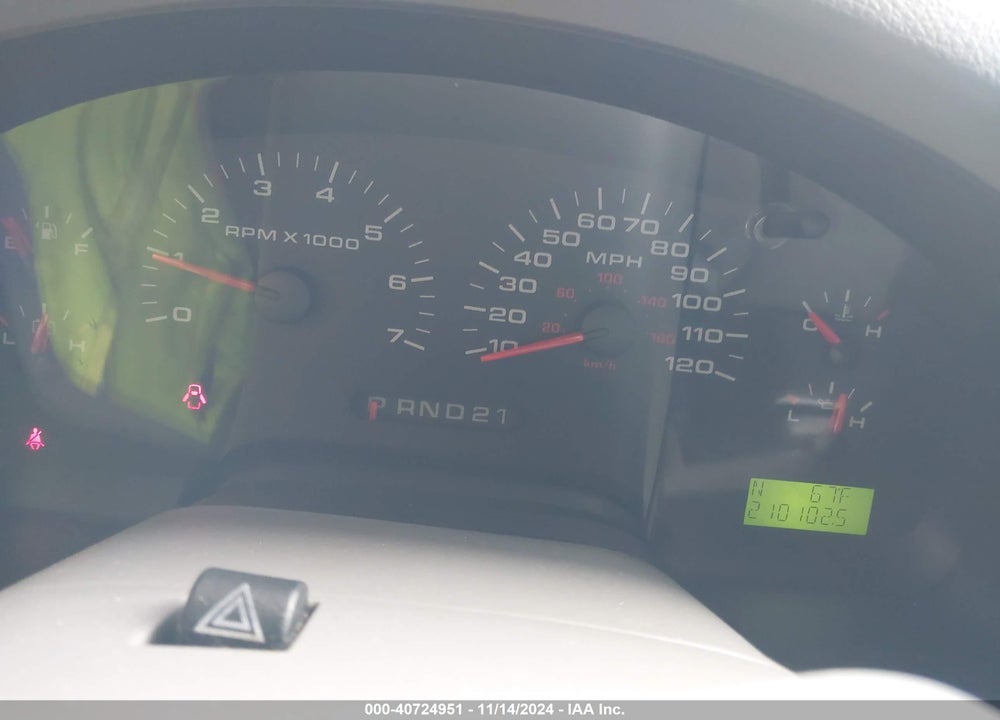 2004 FORD F-150 XLT VIN: 1FTRW12W74KC28410