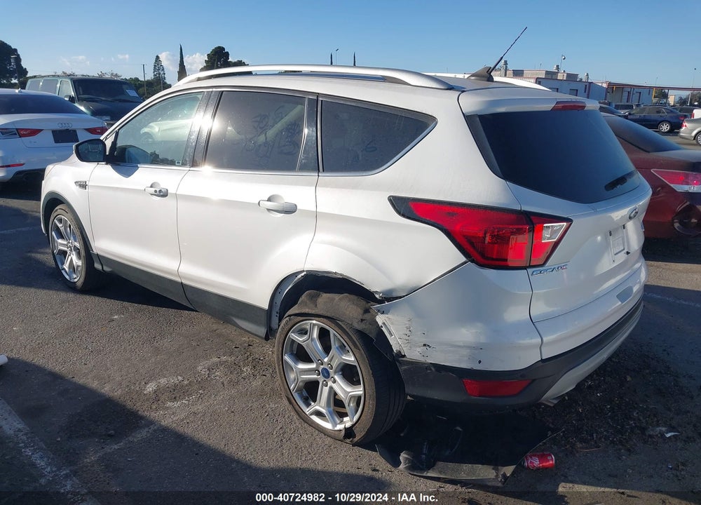 2019 FORD ESCAPE TITANIUM VIN: 1FMCU0J92KUB61925