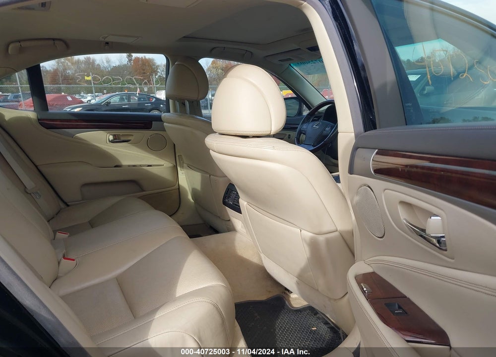 2016 LEXUS LS 460 VIN: JTHCL5EF6G5026418