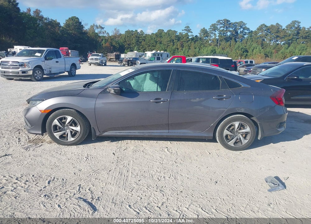 2019 HONDA CIVIC LX VIN: 19XFC2F65KE029609