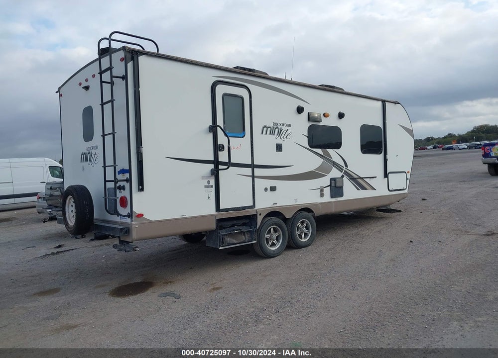 2018 ROCKWOOD MINI LITE TRAVEL TRAILER VIN: 4X4TRLA22JD422134