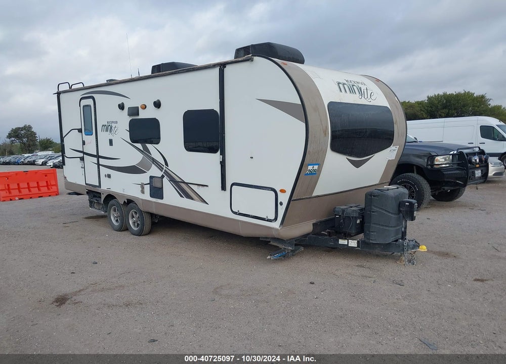 2018 ROCKWOOD MINI LITE TRAVEL TRAILER VIN: 4X4TRLA22JD422134