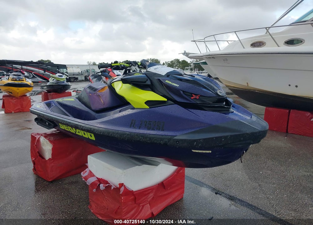2021 SEADOO RXP-300 VIN: YDV79383D121