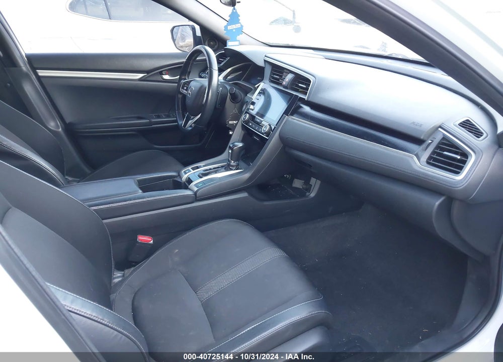 2019 HONDA CIVIC VIN: 2HGFC2F82KH545109