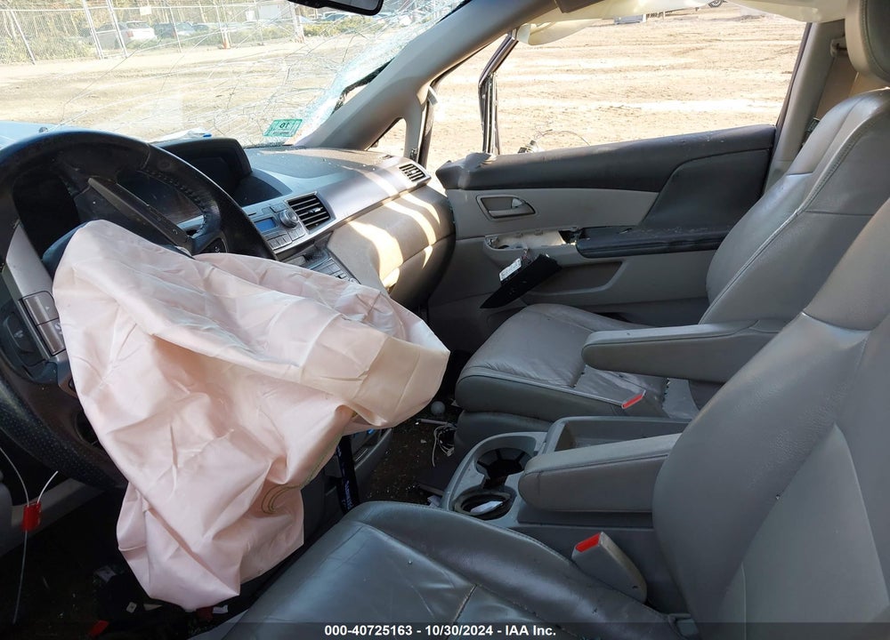 2011 HONDA ODYSSEY TOURING/TOURING ELITE VIN: 5FNRL5H92BB093283