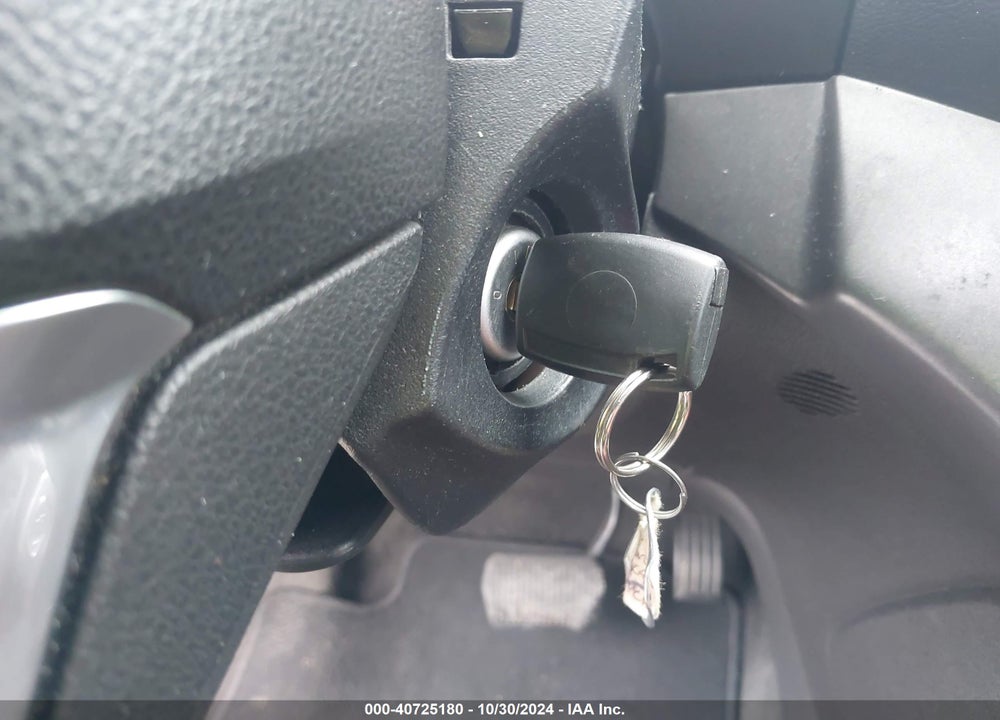 2013 FORD ESCAPE S VIN: 1FMCU0F76DUA38140