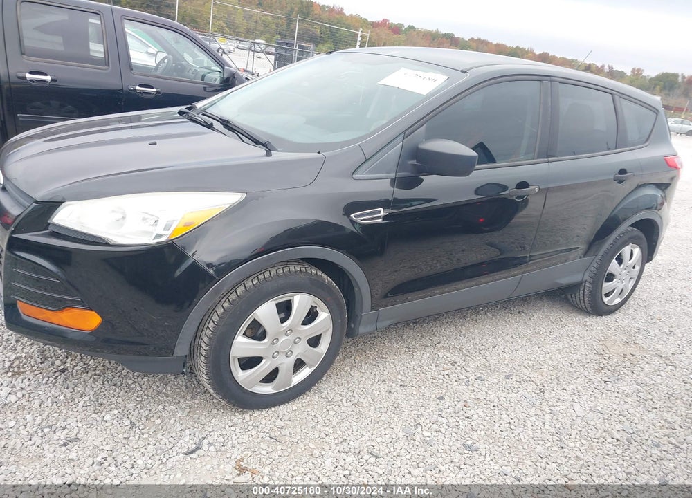 2013 FORD ESCAPE S VIN: 1FMCU0F76DUA38140