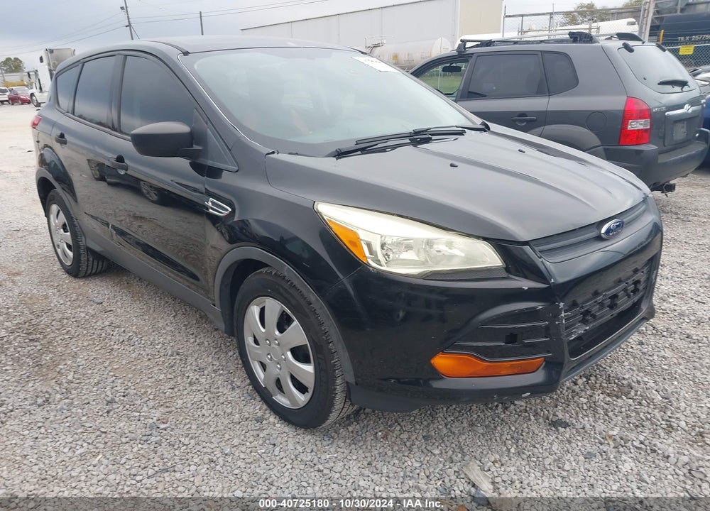 2013 FORD ESCAPE S VIN: 1FMCU0F76DUA38140