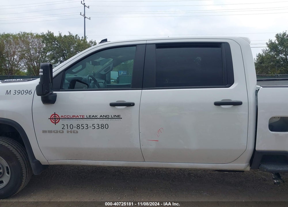2024 CHEVROLET SILVERADO 2500HD 4WD  LONG BED WORK TRUCK VIN: 1GC4YLE76RF273956