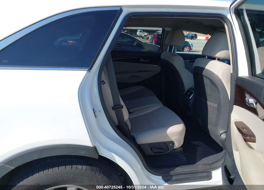 2020 KIA SORENTO 2.4L LX VIN: 5XYPG4A32LG689998