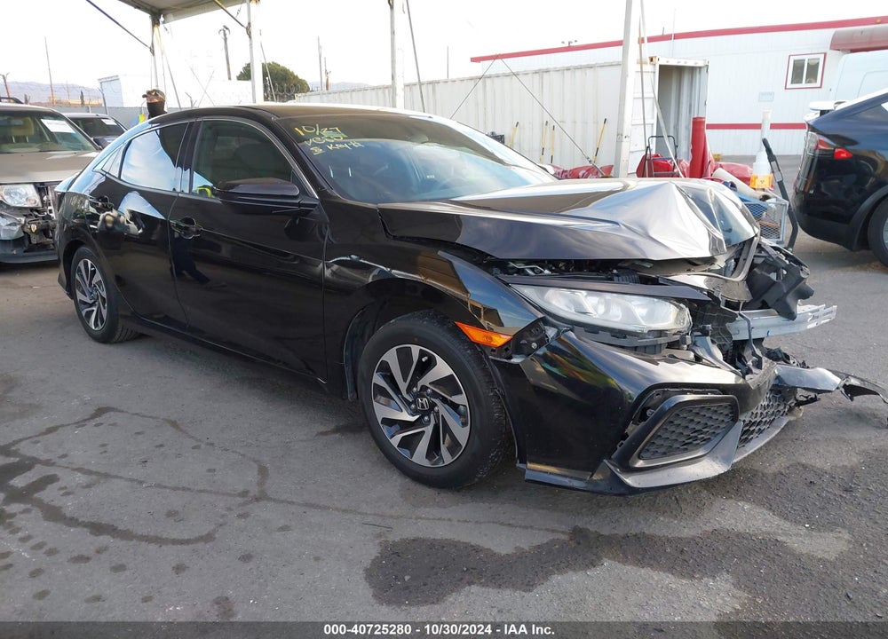 2018 HONDA CIVIC LX VIN: SHHFK7H21JU411640