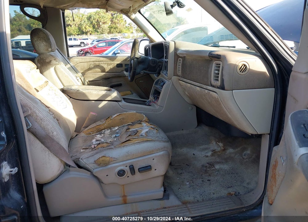 2005 GMC YUKON XL 1500 SLT VIN: 1GKEC16Z05J157803