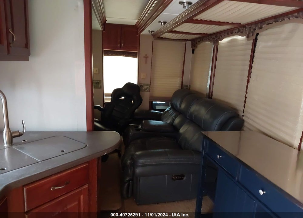 2008 OTHER --- VIN: 16F62E4R881A08575