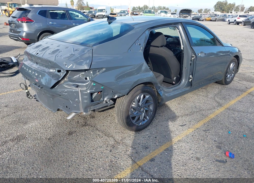 2024 HYUNDAI ELANTRA SEL VIN: KMHLM4DG0RU762228